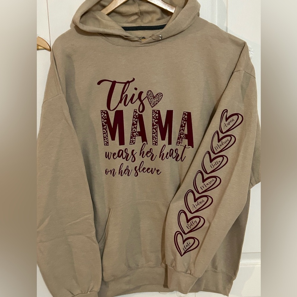 Custom MAMA women’s hoodie